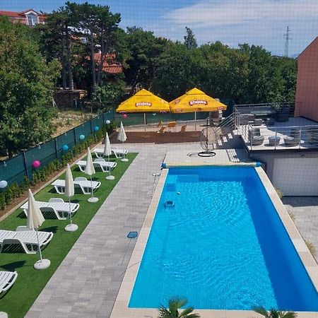Apartments Adria Crikvenica Bagian luar foto