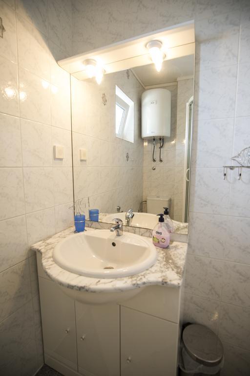 Apartments Adria Crikvenica Bagian luar foto